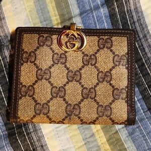 Gucci wallet